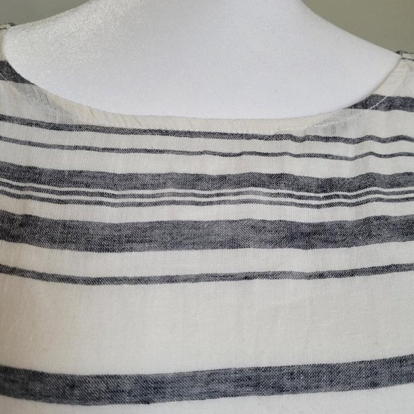 beachlunchlounge Collection Linen Dress - Picture 4 of 5